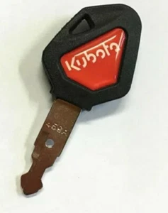1) Kubota Skid Steer Track Loader & Mini Escavatore Accensione Chiave Logo Rosso 459A - Foto 1 di 2