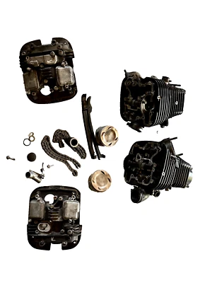 EXTREMO SUPERIOR COMPLETO DE UN SUZUKI MARAUDER VZ800 1997 CILINDROS DE CABEZA JARRA PISTONES Foto 1 de 4