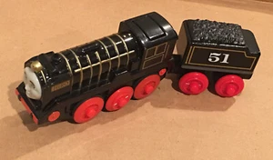 Hiro - Thomas Druckguss motorisierte batteriebetriebene Eisenbahn Züge Holztender - Bild 1 von 12