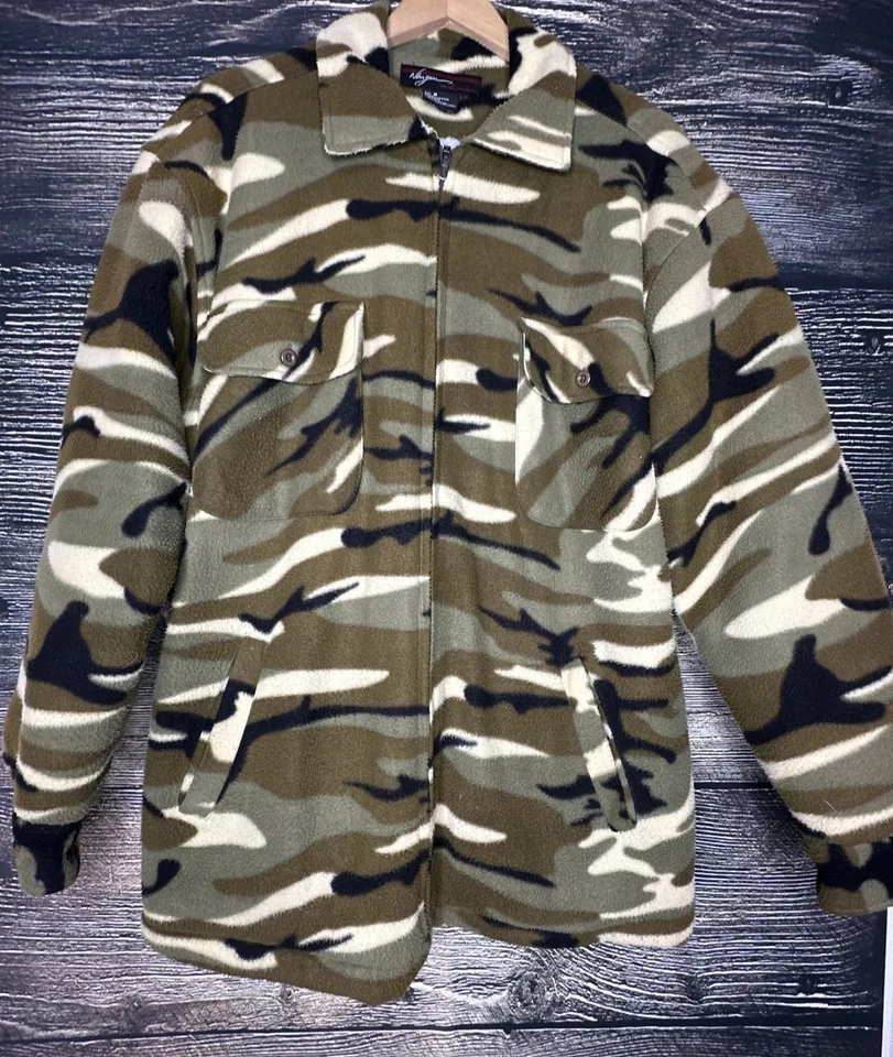 Usado en Excelente Condición Nbn Gear Med Camuflaje Verde Negro y Beige 2 Bolsillos Frontales con Botones Muy Cálido Foto 1 de 4