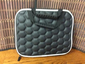 Carrying Case Suitable for Up to a Full Size Ipad Type Device Black New H2 - Picture 1 of 6