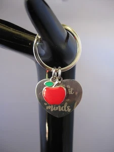 It Take a Big Heart to Shape Litttle Minds Keyring - Picture 1 of 4