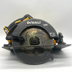 DeWalt DCS575 54V XR FlexVolt Cordless Circular Saw Brushless 67mm Cut - Picture 1 of 12