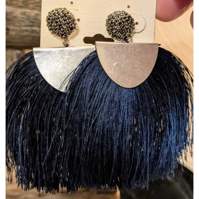 Pendientes perforados borla estrás azul tono plata marca Lucky nuevos con etiquetas Foto 1 de 4