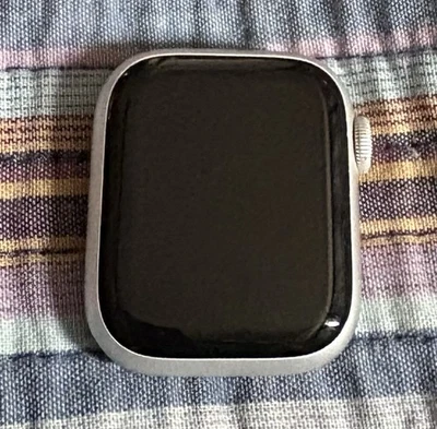 Apple Watch Series 8 GPS 41mm Silver Aluminum Not Working Parts Only MP6L33LL/A - Image 1 of 2