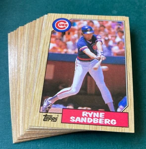 1987 TOPPS CHICAGO CUBS TEAM SET 28 CARDS LOT: Palmeiro Sandberg Eckersley Smith - Picture 1 of 3