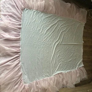Pottery Barn Kids Icy Tulle Pink Layered Bed Skirt Princess Queen 18” Drop GUC - Picture 1 of 12