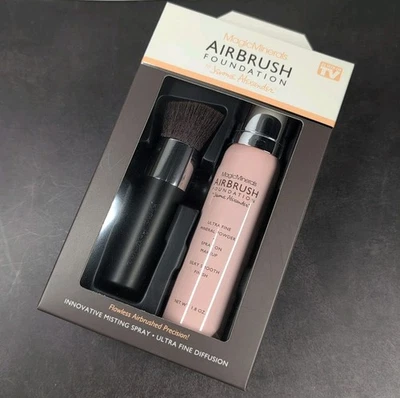 Base ligera Jerome Alexander Magic Minerals AirBrush maquillaje cepillo kabuki Foto 1 de 4