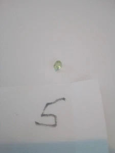 1 einzelner echter Peridot oval geschliffen ca 2,9x3,9mm Pakistan oval facet nr5 - Bild 1 von 5
