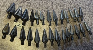 MENGE 25 GEBRAUCHTE VERSCHIEDENE GRÖßEN STUFENBITS (1-3/8" bis 3/4") Millwaukee & Norseman - Bild 1 von 9