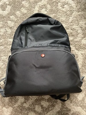 Manfrotto adventure 1 camera backpack - Image 1 of 4