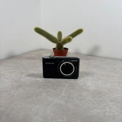 Samsung Digital Camera PL100 12.2MP Selfie Screen Black Tested read description) - Image 1 of 4