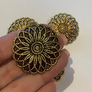 4 Extra Large Gold Flower Buttons Metal Look 35mm Shank D32-18 AUSSIE SELLER - Picture 1 of 9