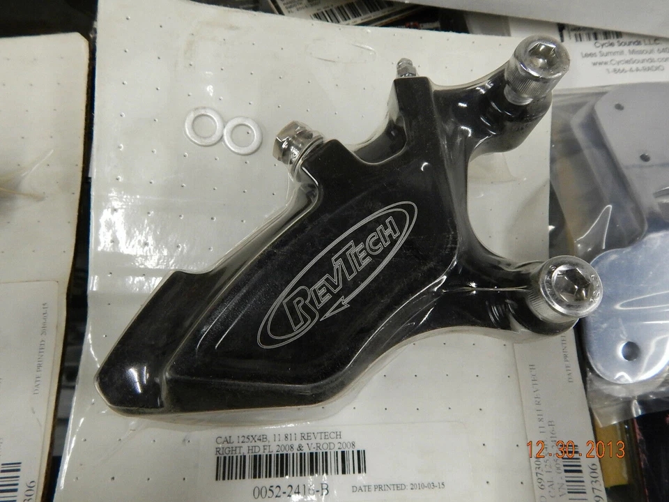 Revtech Right Brake caliper black 4 piston touring vrod harley custom 00^ Brembo - Image 1 of 2