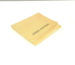Louis Vuitton Fold Over Dust Cover 15 x 14 cm - NEU - ORIGINAL - Bild 1 von 4