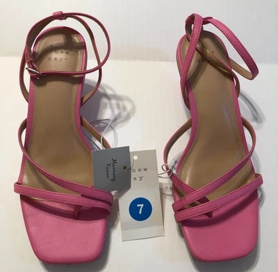 Nuevo con etiquetas a New D Mujer Tacones Gisele Tirantes Rosa Talla 7 Foto 1 de 4