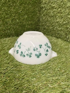 Vintage Pyrex  Clover / Shamrock Chip N Dip Bowl - White & Green - Picture 1 of 8
