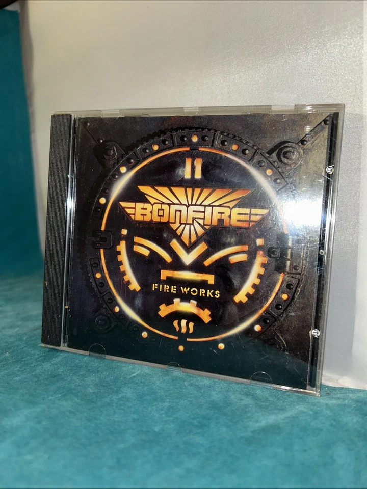 Bonfire - Fire Works - Bild 1 von 4