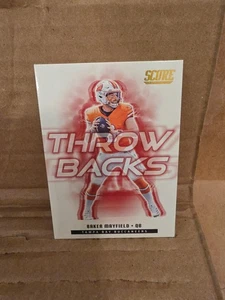 Panini Score Throw Backs #2 2025 Baker Mayfield Buccaneers lámina de oro paralelo - Imagen 1 de 3