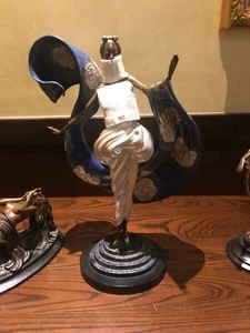 "ERTE SIGNIERTE BRONZESKULPTUR ""Dreamgirl" - Bild 1 von 1