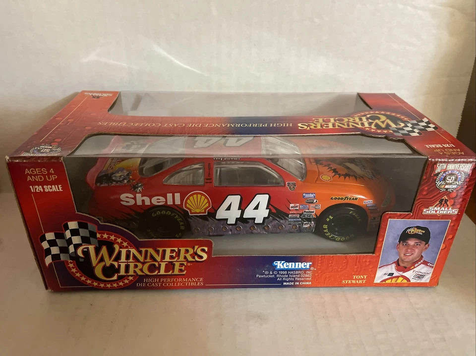 Winner's Circle Tony Stewart #44 Small Soldiers Pontiac Grand Prix 1 24