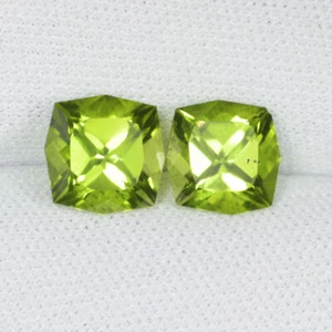 4.33Ct Top Luster & Best Green Natural Peridot Fancy Cushion Pair...!!!!! - Picture 1 of 2