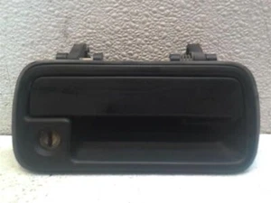 1991 TO 1998 TRACKER PASSENGER RIGHT FRONT EXTERIOR DOOR HANDLE ASSY - Picture 1 of 3
