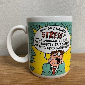 Hallmark Shoebox Tazza Saluti Come Gestisco STRESS?!" Tazza da caffè - Foto 1 di 4