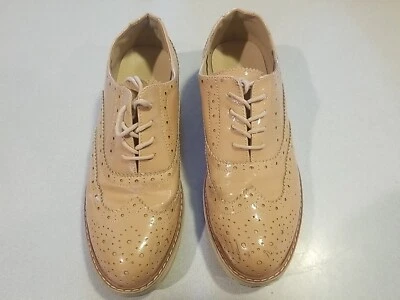 Zapato con cordones Oxford rosa nude Madden Girl G-Ritz talla 8,5 para mujer Foto 1 de 4