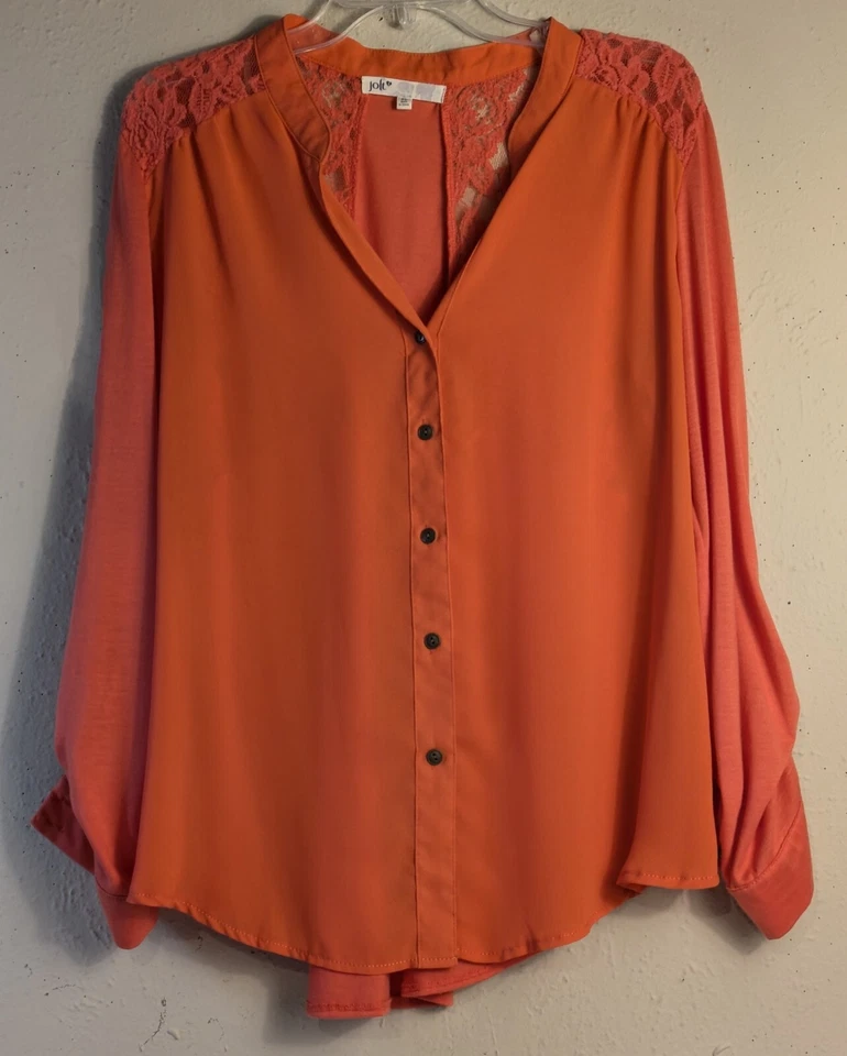 Jolt Woman's XL Rust Button Up Roll Tab Sleeves Lacey  Accents Back Ruching Top - Image 1 of 4