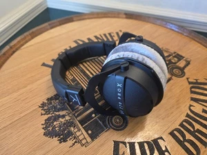 beyerdynamic DT 770 PRO X Closed-Back Studio Headphones NO AUX CORD - Picture 1 of 3