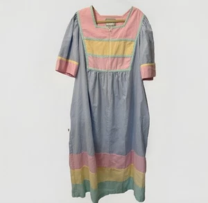 VTG Saybury Seersucker 3X House Dress Coat Long Robe Pastel Stripes 1/2 Zip - Picture 1 of 15