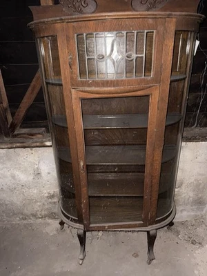 ANTIGUO PEQUEÑO ROBLE AMERICANO VIDRIO CURVO PORCELANA CURIOSIDADES GABINETE C 1900 Foto 1 de 3