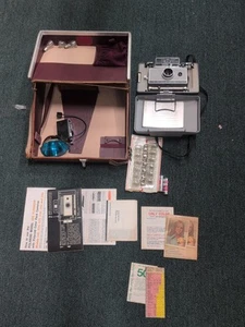 Vintage Polaroid Automatic 230 Land Camera w/Flash, Case, Manual & Ect... - Picture 1 of 18