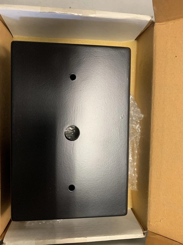 Channel Vision DP-9002 Die Cast Surface Mount Box - Image 1 of 3
