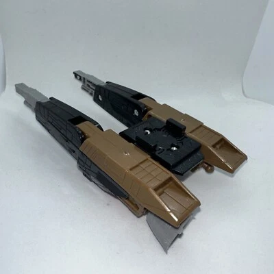 TRANSFORMERS Universe TREAD BOLT Voyager Class Toy Action Figure **PARTS** - Image 1 of 4