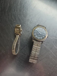 2 Vintage UNGEPRÜFTE Uhren 1 Damen Bulova & 1 Herren American Heritage Kalender. - Bild 1 von 17