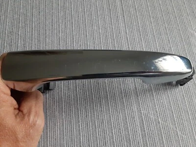 Manija de puerta exterior delantera/trasera derecha Ford Taurus 2010-2012 OEM # 8A53-5422404 Foto 1 de 4