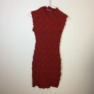 Nuevo con etiquetas Vestido Zara Mini Bodycon Talla S Mujer Rojo Texturizado Sin Mangas Cuello Burlado - Imagen 1 de 13