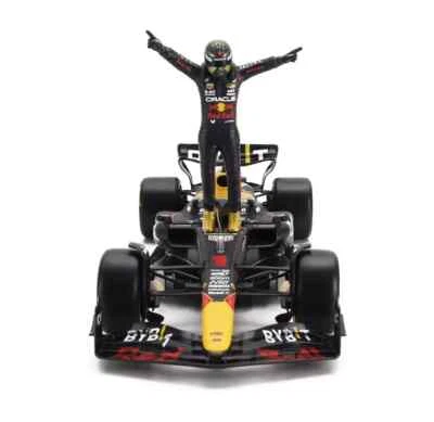 MODELLINO AUTO STATICO BURAGO RED BULL F1 RB19 2023 FIGURE VERSTAPPEN SCALA 1/24 - Immagine 1 di 4
