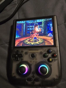 ANBERNIC RG406V Retro Handheld Console - Android - 512GB of GAMES! - Picture 1 of 1