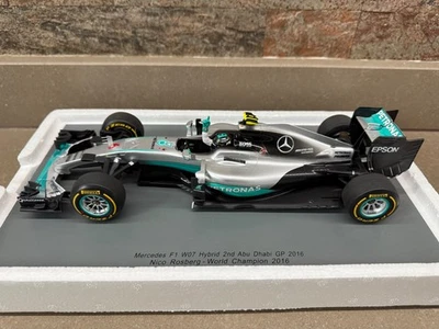 Nico Rosberg Abu Dhabi World Champion 2016 1:18 Spark Mercedes F1 - Bild 1 von 4