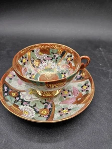 Vintage Set tazza/piattino da tè con piedi Kutani dipinto a mano firmato Giappone - Foto 1 di 6