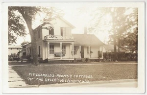 1940 Kilbourn, Wisconsin - REAL PHOTO Resort Cottages at The Dells, Old Postcard - Picture 1 of 2