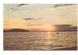 Sonnenuntergang über den tausend Inseln, New York Vintage Chrom Postkarte - Bild 1 von 2