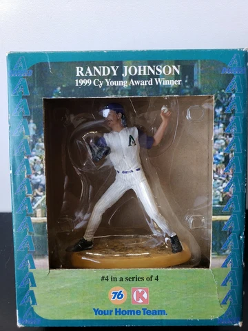 RANDY JOHNSON 2001 CY YOUNG AWARD WINNER FIGURINE #4 of 4 Cover