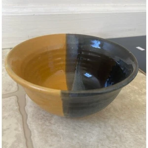 Signierte Kräuterweberarbeiten Keramik Handarbeit Keramik glasiert Schale, handgeworfene Schale - Bild 1 von 8