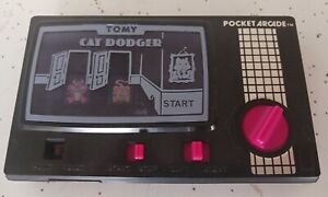 Pocket Arcade Tomy Cat Dodger. Works.