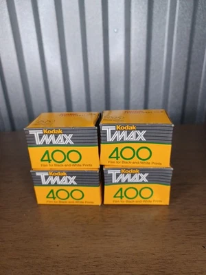 4x  Kodak TMAX 400 Film 36 Exposures TMY 135-36 Expired  2000 Black & White  - Image 1 of 4