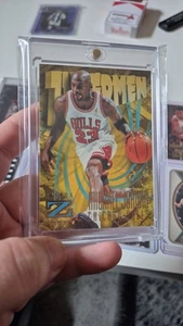 Michael Jordan Karte Skybox Premium Gold Holo Foil SP Authentic Bulls Jersey - Bild 1 von 1